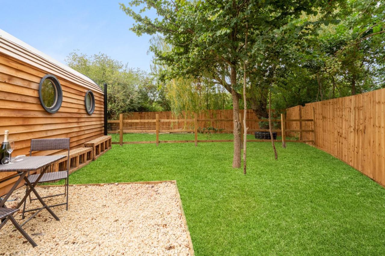 Villa Laburnum Farm Estate Alderton  Exterior foto
